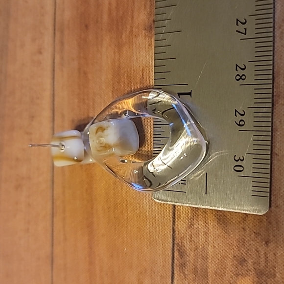 Hollow Drop Clear Earrings - Picture 3 of 9